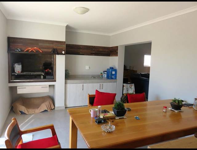 3 BEDROOM HOUSE FOR SALE IN LAGUNA